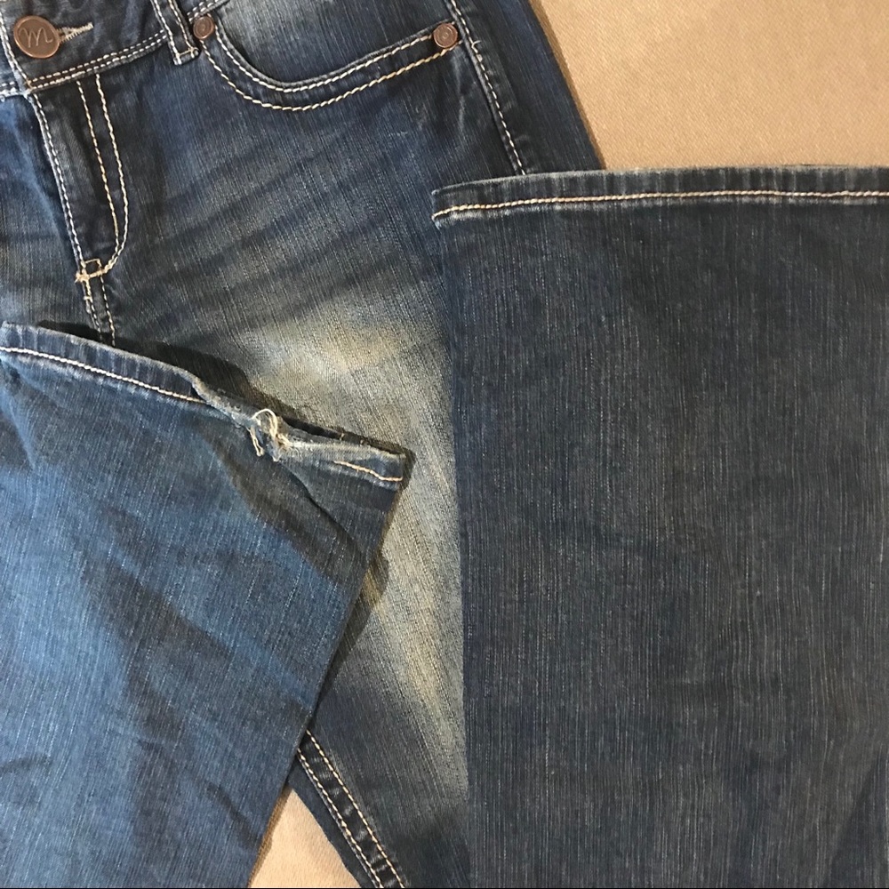 Bootcut Jeans - Picture 2 of 4